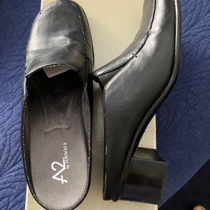 A2 Black Clogs size 8